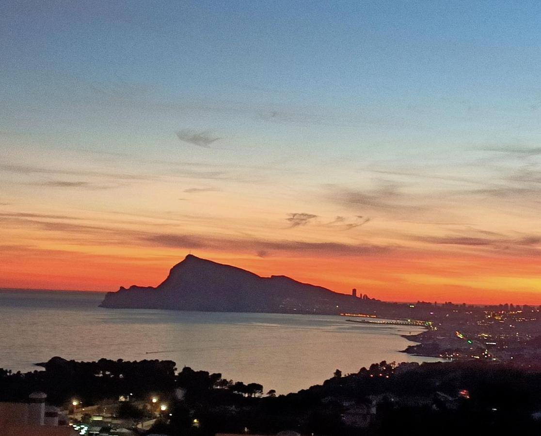 Wonderful Seaviews Only Adults Apartment Altea Bagian luar foto